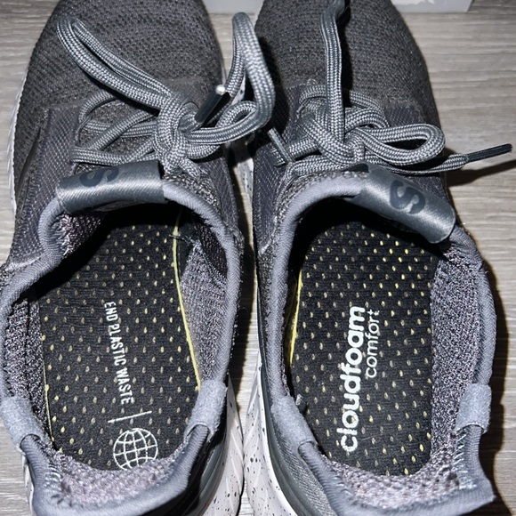 Adidas Men's Kaptir 2.0 Gray Cloudfoam Running Shoe
Size 8 - Picture 10 of 14